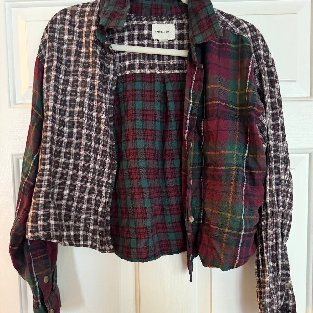 American Eagle Cropped Flannel | Size Medium
